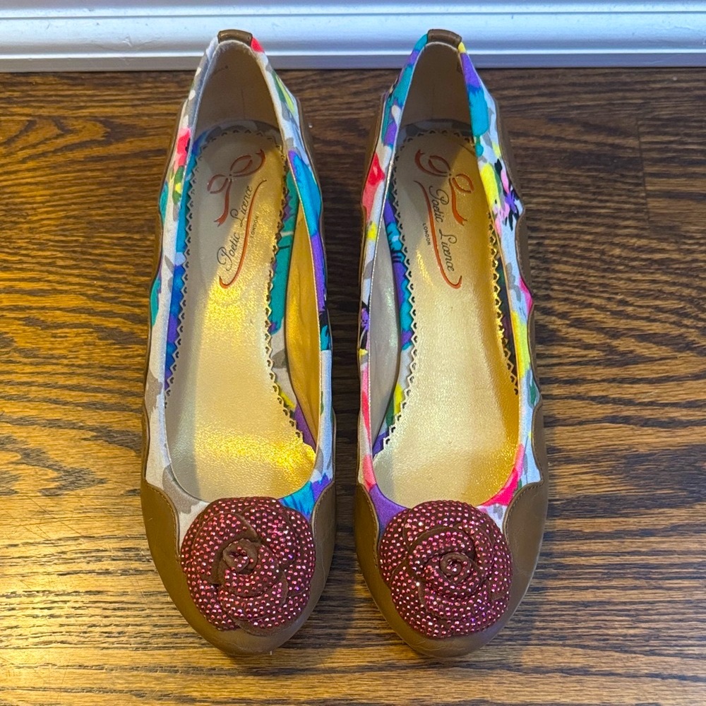 Women Shoes Poetic License Floral Flats Size 6.5
